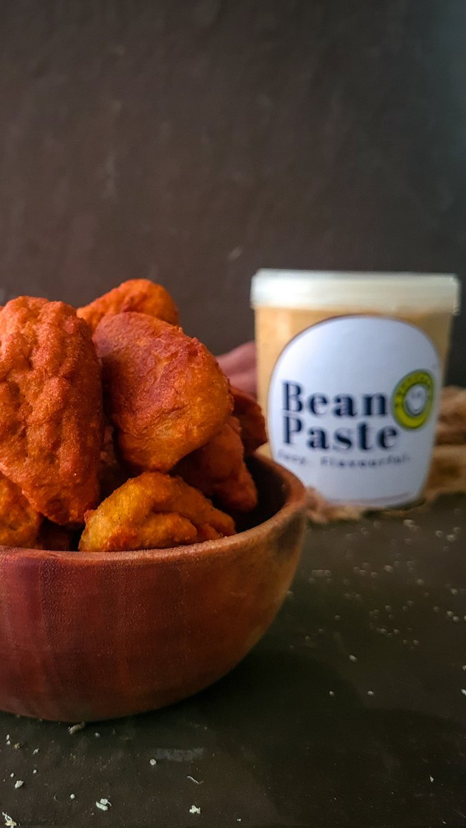 akara_cafe's tweet image. For your homecooked Akara; and Moimoi. 
Available in 1kg and 4kg; N2000 and N4500. Call 0909 999 4159.
#AkaraCafe #BeanPaste
