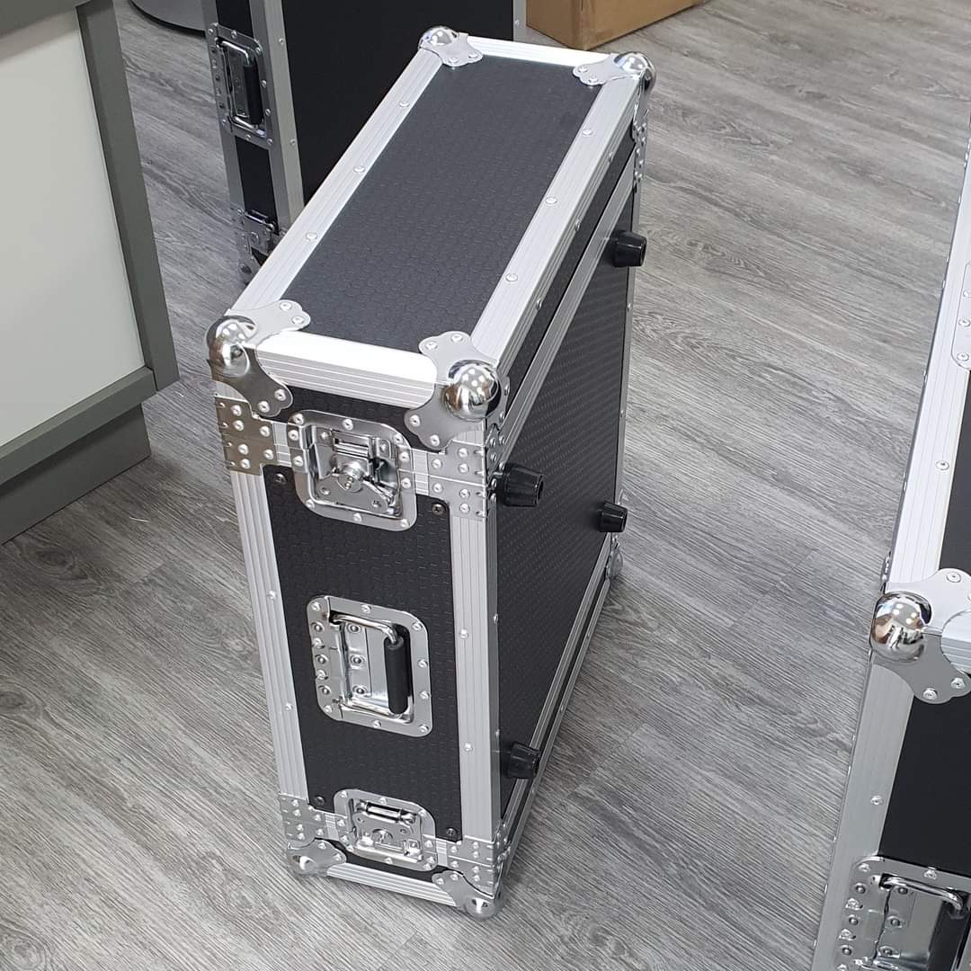 MustechTrading's tweet photo. Flight cases
https://t.co/8s39vXiE13 #mixer
#DUBAI #sharjah #abudhabi #ajmman #alain_uae #MUSIC #saudiarabia #Egypt #Sudan #southsudan #songs #sound #sound_system #uae #Mustech #audiosystem #dj #club #instagram #Umm_AlQuwain #Fujairah #Qatar #Bahrain #oman #kuwait https://t.co/dHaEYxJcLQ