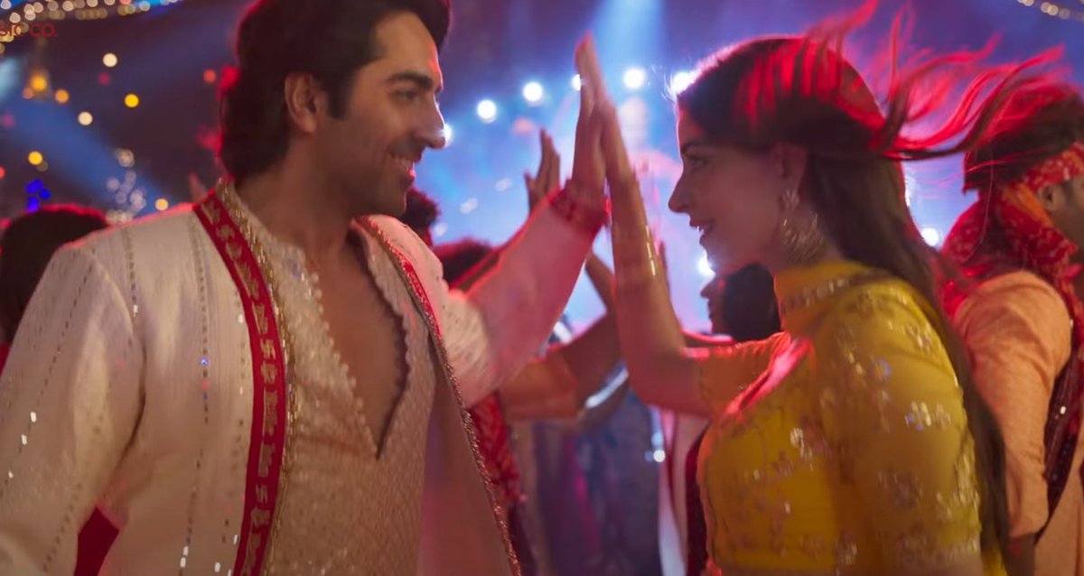 BollywoodTime16's tweet photo. Dream Girl 2 Naach song Out: Ayushmann Khurrana and Ananya Panday flaunts their electrifying dance moves

Read more: https://t.co/3hIkZJW6CZ

#BollywoodTimes11 #DreamGirl2 #NaachSong #AyushmannKhurrana #AnanyaPanday #DanceMoves #BollywoodDance #ElectrifyingPerformance https://t.co/VT1aIMVttE