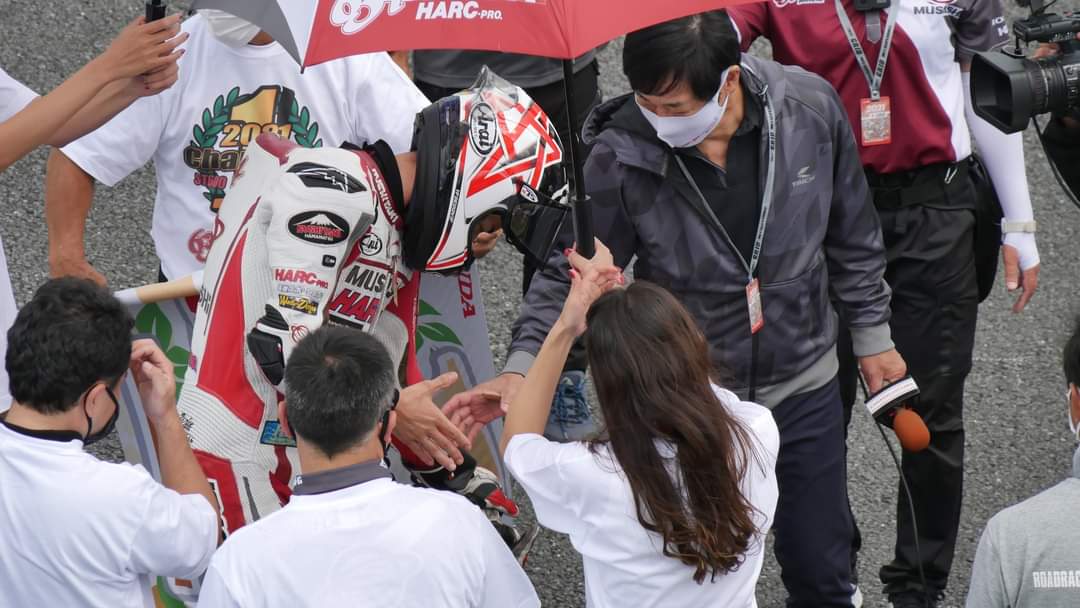 jindentaro's tweet photo. まさかこのような結果になるとは…

２年前のオートポリス、全日本ロードレース選手権ST600クラスチャンピオンを獲得。歓喜の姿を忘れることができません。

埜口遥希選手のご冥福をお祈りいたします。 https://t.co/RgxFzcJFmb