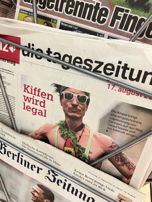 Ist es etwa endlich geschafft? Richtung stimmt, wenn auch kurvig, was sagt ihr? Danke an @taz_news f&uuml;r<a href="/tag/legalizeit"class="tags"><span>#legalizeit</span></a>