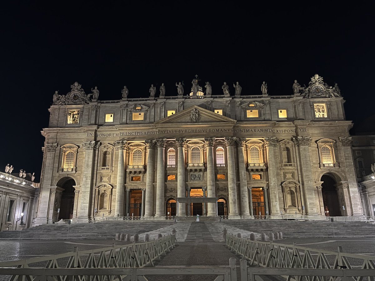 mapaez2's tweet photo. Roma https://t.co/rbwqGVKR14