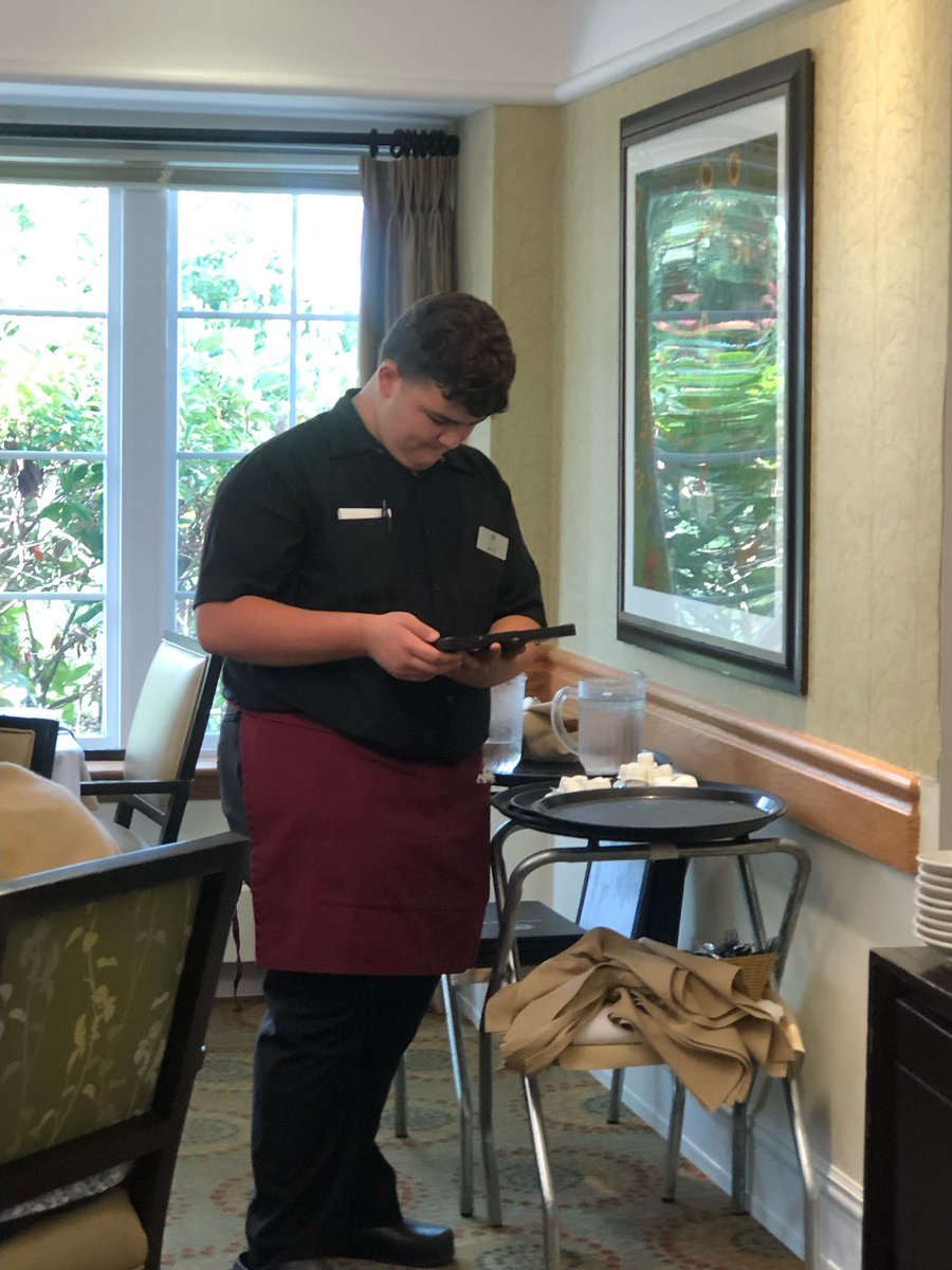 5starcafeFHS's tweet image. Today’s Culinary Internship Feature: Matt D. an upcoming Junior, obtaining his first job at Applewood. Matt takes orders, busses &amp;amp; sets his tables, and completes side work that is necessary for service! His personality comes through.  Great Job! #WBL #FRHSD @jacindastevens