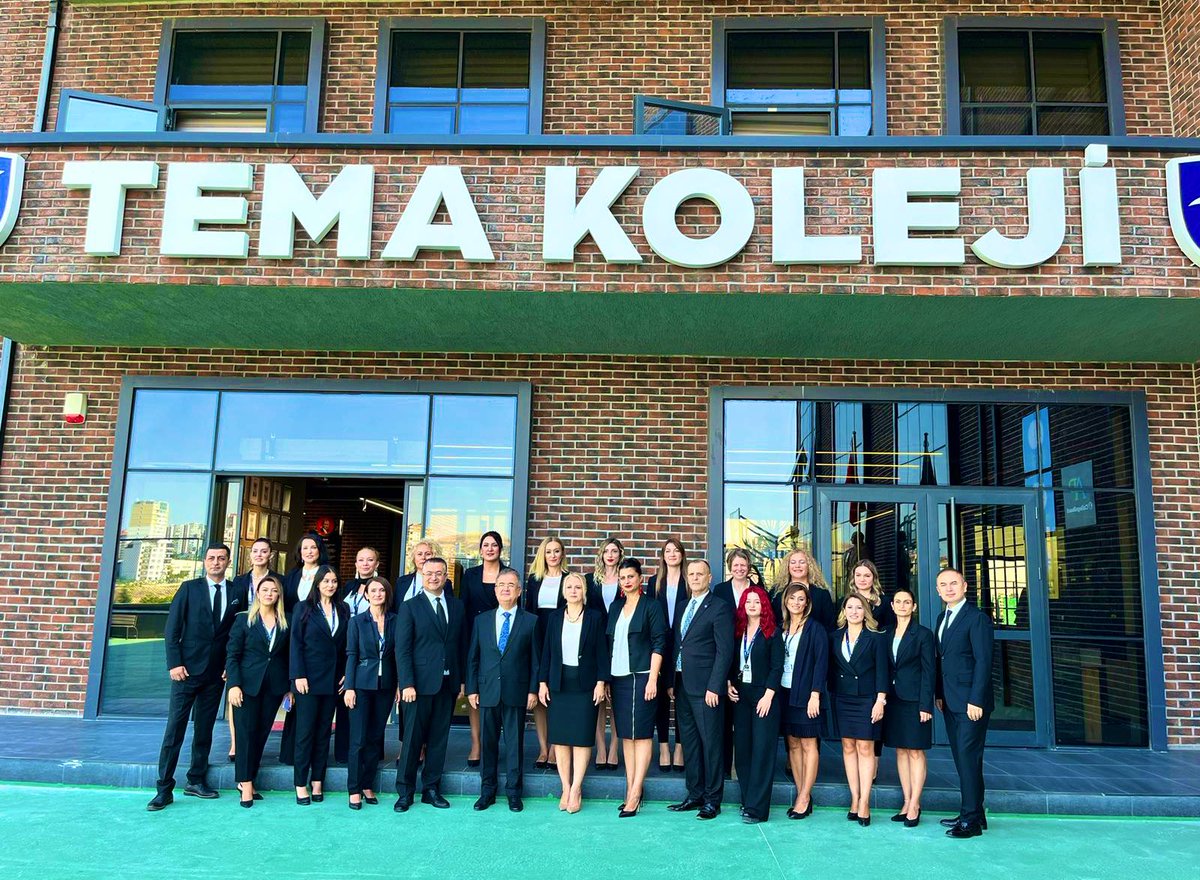 ardaergez's tweet photo. Tema Eğitim Liderleri Zirvesi 
#TemadaYenilikçiDönüşüm
@TemaKoleji https://t.co/Kdrn5lZ1FU