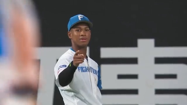 北海道日本ハムファイターズ 万波中正 1周年モデル 2024 M 66 北海道日本ハムファイターズ 万波中正 1周年モデル 2024 M 66 北海道