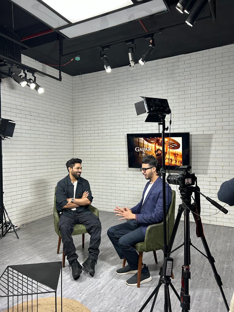 WizSpk Comm | PR (@wizspk) on Twitter photo Indian Music Composer Mithoon in Conversation with <a href="/AVSTV/">AVS TV Network</a> <a href="/manghani_mohit/">Mohit Manghani</a>
<a href="/MyQyuki/">Qyuki</a> <a href="/Mithoon11/">Mithoon</a>
#Mithoon #Gadar2 #Indianmusiccomposer #music #songs
PR Partner <a href="/WizSpk/">WizSpk Comm | PR</a> Indian Music Composer Mithoon in Conversation with <a href="/AVSTV/">AVS TV Network</a> <a href="/manghani_mohit/">Mohit Manghani</a>
<a href="/MyQyuki/">Qyuki</a> <a href="/Mithoon11/">Mithoon</a>
#Mithoon #Gadar2 #Indianmusiccomposer #music #songs
PR Partner <a href="/WizSpk/">WizSpk Comm | PR</a>