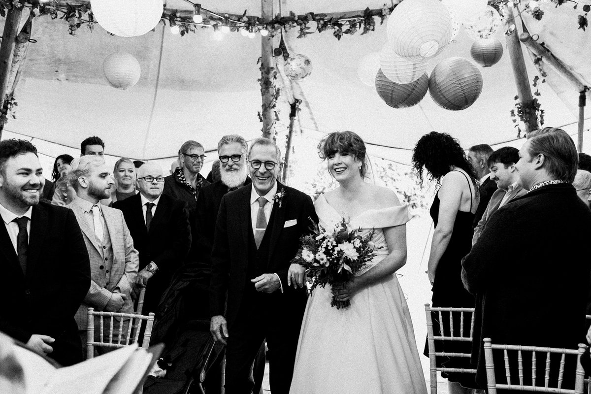 Leo and Marcella got married at Hilden Brewery @weddingshildenbrewery and it was amazing! 🥰

Here are a few previews from their day! ❤️ //

#hildenbrewerywedding #hildenbrewery #honeyandthemoonphotography