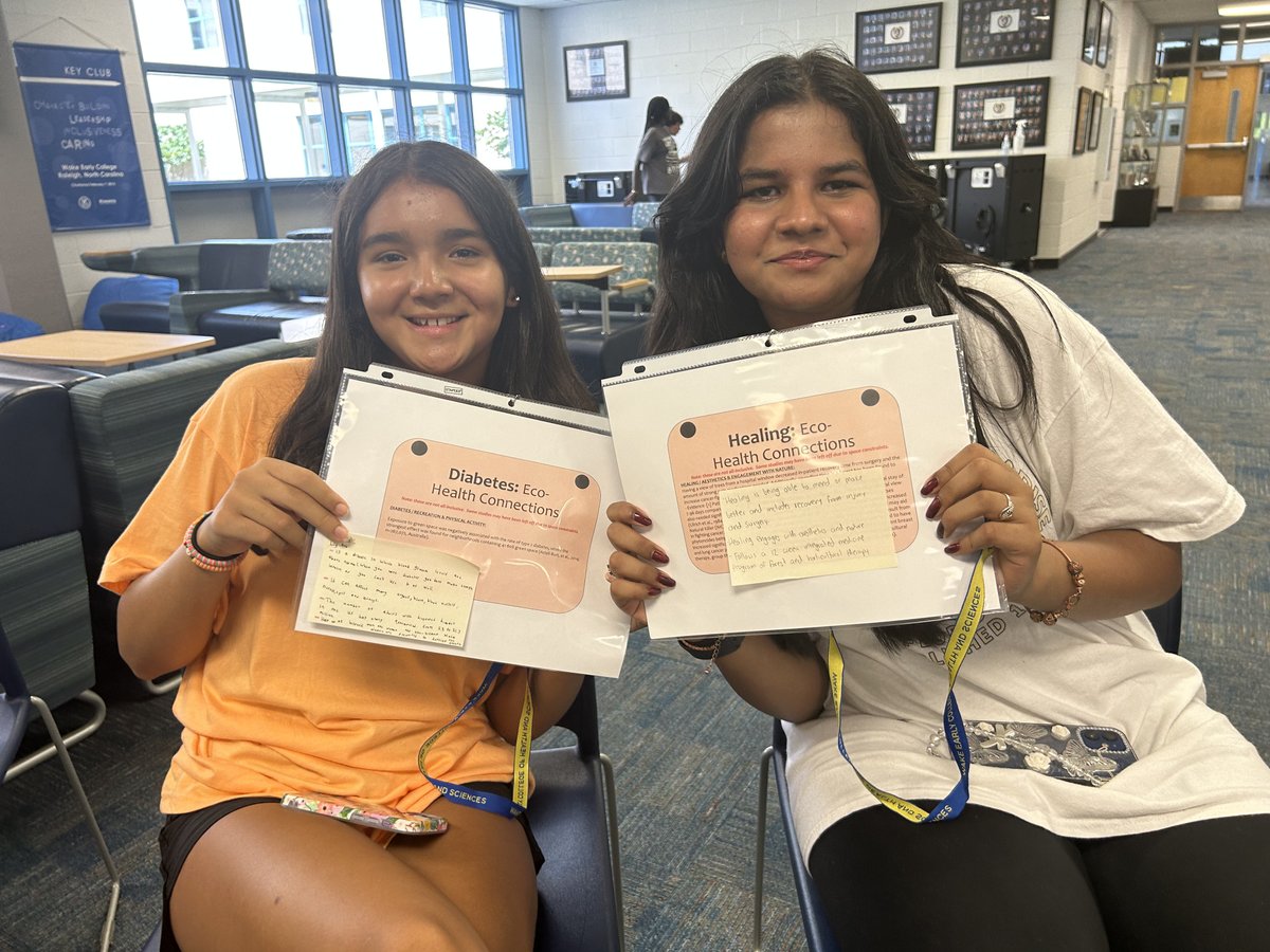 WECHS H.E.A.L.S. 9th students learned how environmental health correlates w/ rates of human health issues Tue. Thanks @EPA for providing lesson training during #WakeEdSummerSTEM in July! Walking to @WakeMed grounded discussions in real life! @wcpssmagnets @wakeedpa @lacummings005