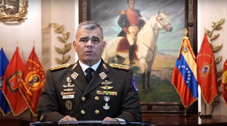 “La principal amenaza a la seguridad y la paz en América Latina son las acciones que lleva a cabo los EE.UU a nivel político,económico,militar para tratar de mantener su decadente hegemonía”, denunció el General en Jefe🇻🇪Vladimir Padrino López.
<a href="/Mercede073/">🍂 мєяςє_fιиα2🍂</a> 

#VenezuelaEcológica