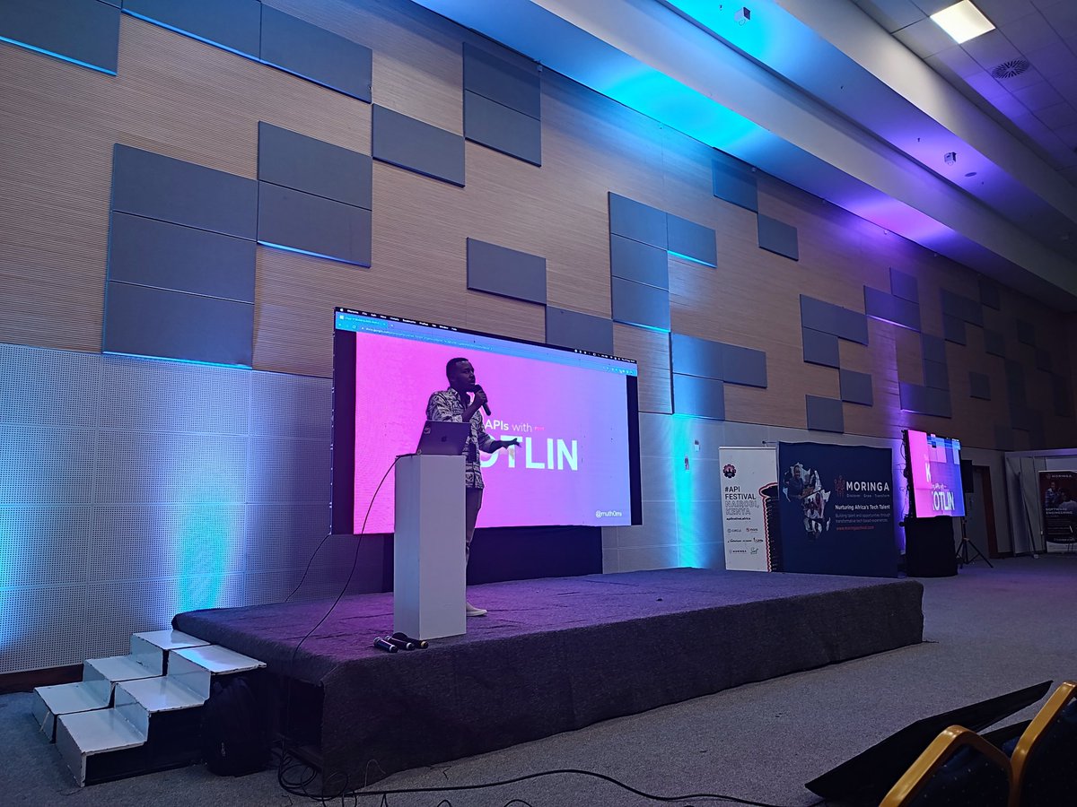 grctutu's tweet image. A seesion on Building APIs With Kotlin by Oliver Muthomi at LOITA hall.
#APIFest
#APIFestivalsKE