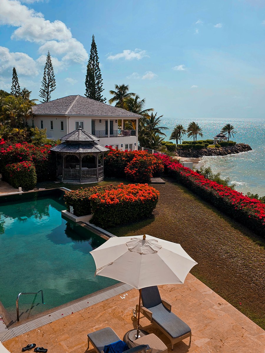 We’ve been selling holidays to #Antigua for nearly 50 years, and we’re often travelling to the island to discover new experiences and visit our curated portfolio of luxury hotels. 🇦🇬

Our sales and product teams have just returned from a fabulous trip. 🏖️ Bit.ly/IT-Antigua