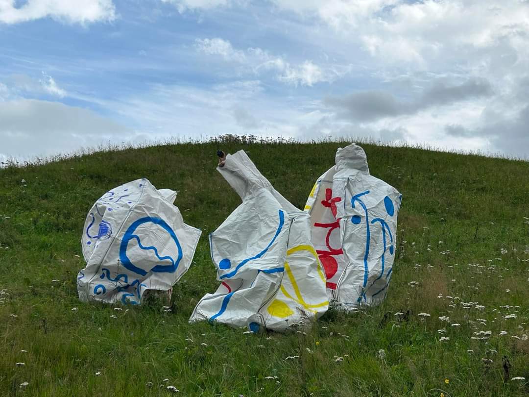 Giocare in cima a una montagna 
#terredincanti