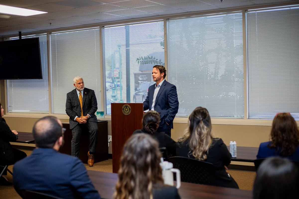 Rep. Dan Crenshaw tweet media