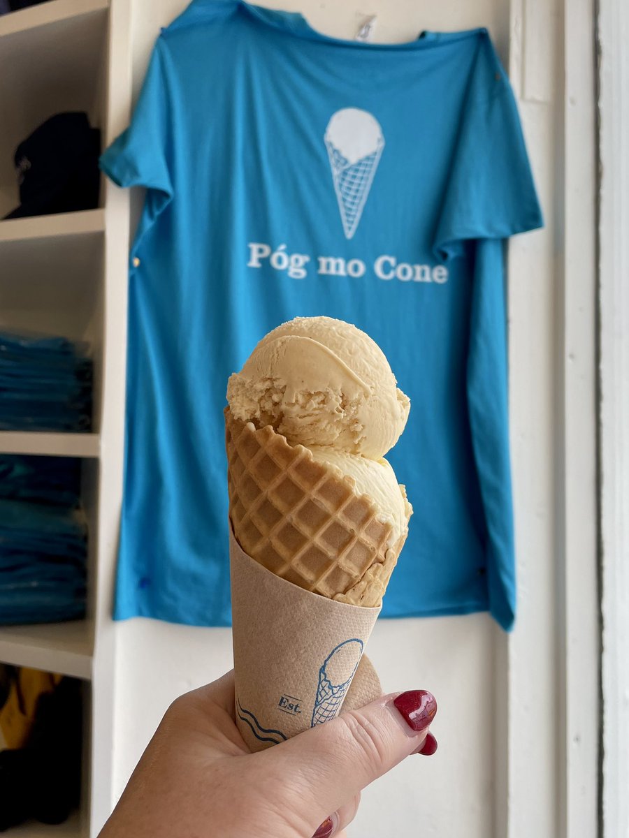 ciaraquill's tweet photo. When in #Dingle #AnDaingean you just have to have an ice cream/uachtar reoite🍦 from @MurphysIceCream https://t.co/KeS39gAoY4