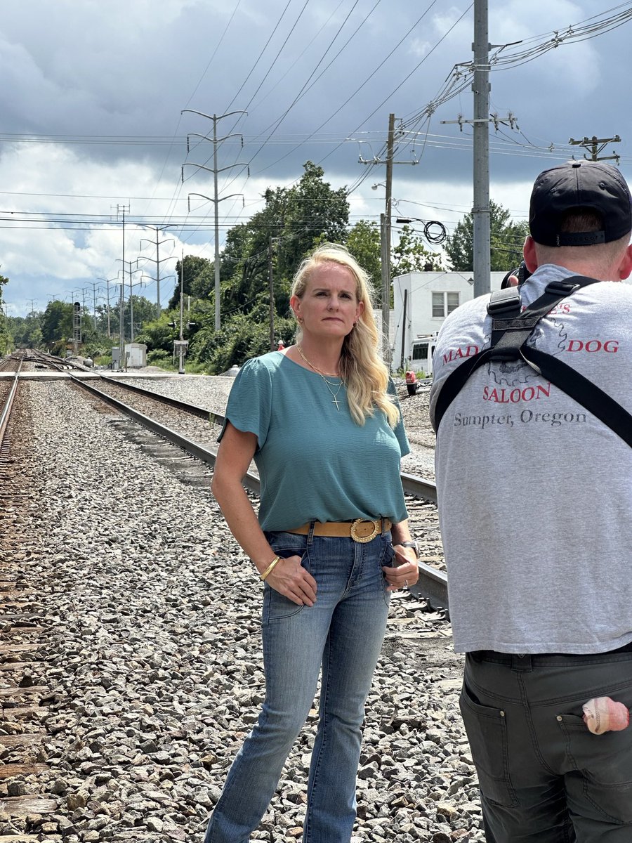 Holly K. Dunn tweet media