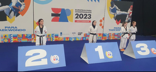 🔎 Afghanes 🇦🇫, guerrières & pionnières : des championnes inarrêtables contre les Talibans Le mouvement sportif en observateur, les athlètes en leader Ce soir sur #AuxJeuxCitoyens pr retrouver Zakia Khudadadi 🥇 aux championnats d’Europe de parataekwondo 👓lefigaro.fr/sports/autres-…