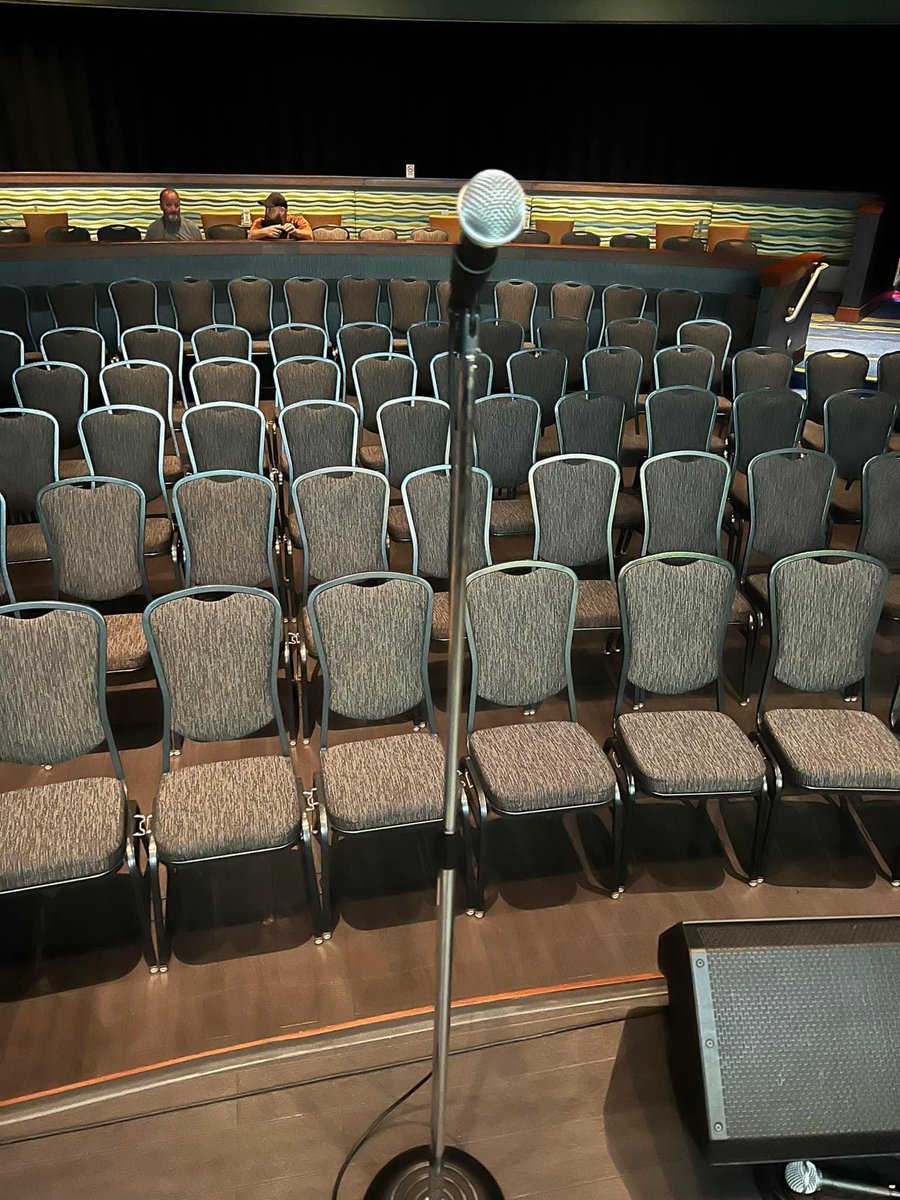 Achaavvez20's tweet image. Tonight’s the night! Semifinals at Rhythm City Casino in Davenport IA! #vocalist #singingforever #singingcontest #rhythmcitycasino