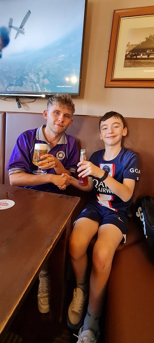 PaulPauld97's tweet photo. Breaking news. Davis Arms  First Official Signing of the Summer. Rowan Davis. https://t.co/SyNeSIGIps