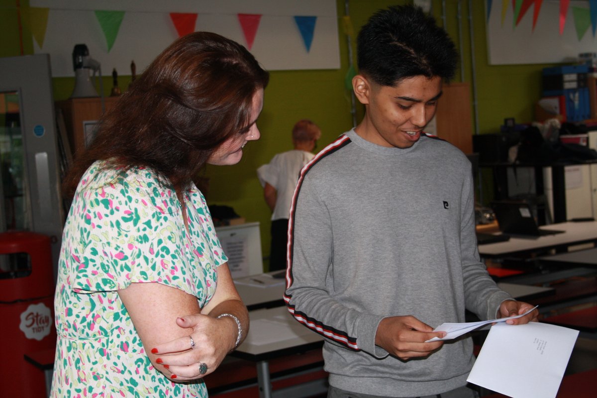 Well done to Camden A level and vocational students for overall achievement as good as students in 2019 despite the many disruptions! 👏 

Great to hear the individual success stories, exciting futures await. 💡😍

Go Camden! 🥳#ALevelResultsDay2023   #CamdenSchools