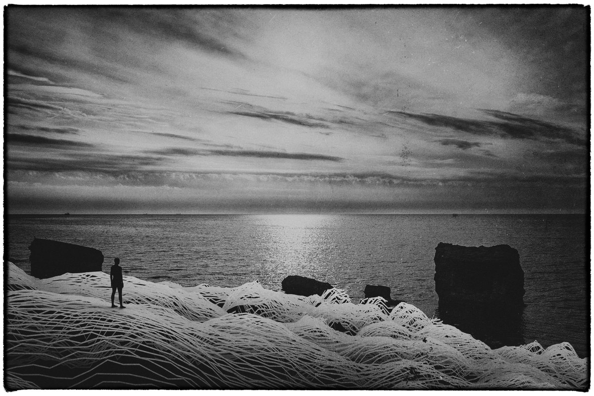 Only two pieces from our collaboration with the incredible <a href="/natehillphoto/">Nate Hill</a> are still available on the primary market for a limited time.

Link to the collection ⬇️