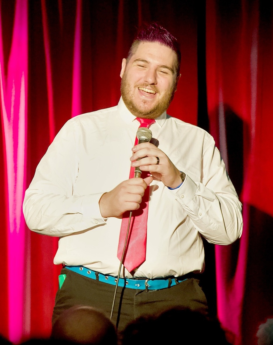 Hi, I'm Aaron. I'm a fool for a (part of a) living. I love making people laugh, and theatre. Delighted that I can combine those two things within <a href="/ILHimprov/">Insert Laughter Here - FB/IG</a> and <a href="/awbreakfast2day/">Breakfast Today!</a>. I also very often have colourful hair. Profile/cover photos by Rebecca Rayne, at Camden Fringe 2023.
