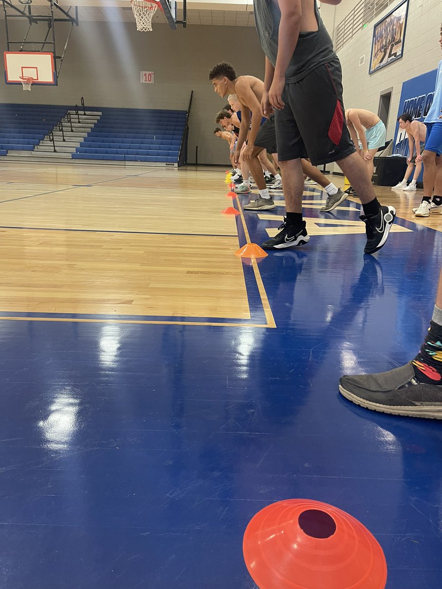 CordovaHoops's tweet photo. ✅ Day 1 of conditioning 

#TPW | #DTD https://t.co/yz0ZOLzgcL