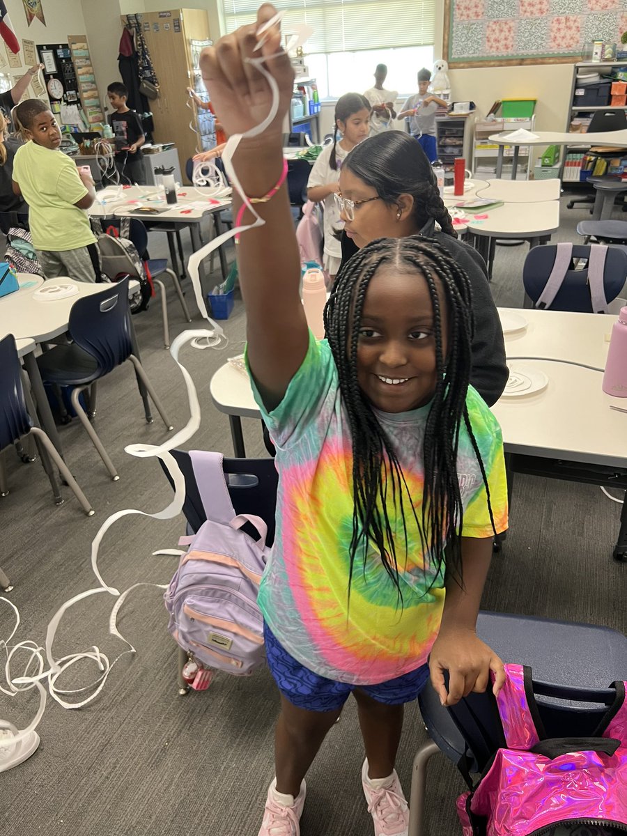 Sloan Heath tweet media