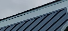 ccappy4real's tweet photo. Shanco shabby siding in Maryland.  Beware! #Shanco #Beware https://t.co/E7DWLcHavZ