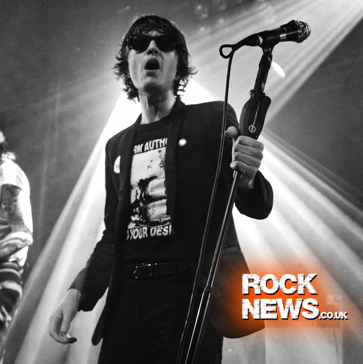 Rock News (@rocknewsuk) on Twitter photo Bad Nerves bringing some PUNK attitude, supporting The Struts at Nottingham Rock City.
<a href="/BADBADNERVES/">BAD NERVES</a> #PunkRock #Punk #PUNKLIVES #punks2023 <a href="/RockNews13/">Rock News 13</a> <a href="/UK_ROCKNEWS/">UK_ROCK NEWS</a> @RockNewsArgOfic <a href="/RockNewsFeed/">RockNewsFeed</a> <a href="/RockNewsOnline/">Rock News</a> <a href="/TRocknews/">Trevor Rockliffe</a> <a href="/Tg_RockNews/">Grido Ufficio Stampa</a> #rock Bad Nerves bringing some PUNK attitude, supporting The Struts at Nottingham Rock City.
<a href="/BADBADNERVES/">BAD NERVES</a> #PunkRock #Punk #PUNKLIVES #punks2023 <a href="/RockNews13/">Rock News 13</a> <a href="/UK_ROCKNEWS/">UK_ROCK NEWS</a> @RockNewsArgOfic <a href="/RockNewsFeed/">RockNewsFeed</a> <a href="/RockNewsOnline/">Rock News</a> <a href="/TRocknews/">Trevor Rockliffe</a> <a href="/Tg_RockNews/">Grido Ufficio Stampa</a> #rock