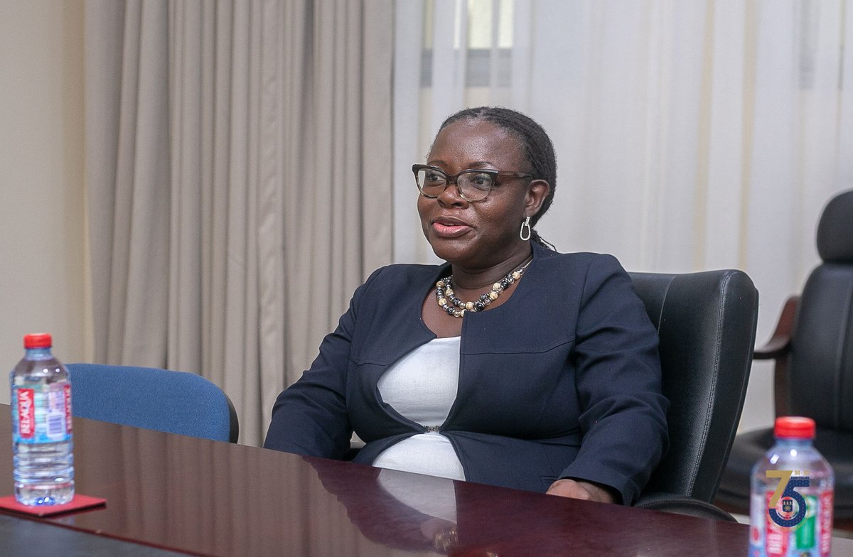 During the visit, discussions centered on women’s leadership and avenues for supporting the development of younger female leaders in the country. 

2/3

#UGIS75
#IntegriProcedamus