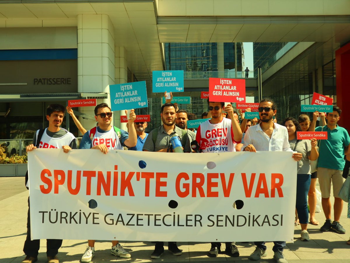 Bugün İstanbul'dan haykırdık, grevin ikinci günü Ankara ofisi önünde olacağız. Atılan üyelerimiz işe dönecek, Sputnik'e Sendika girecek! 🗓️ 18 Ağustos Cuma 🕚 11.00 📍Ankara Söğütözü Koç Kuleleri A Blok önü #SputnikeSendika #SputnikGrevde