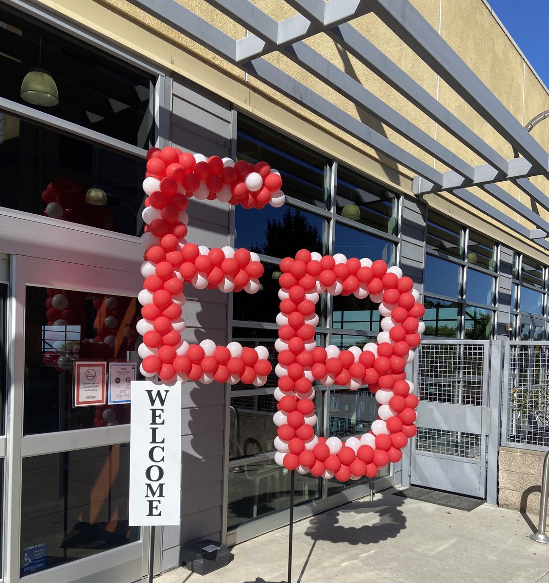 CoachBRooney's tweet image. Move-In Day = 
Great Day to be a Pioneer!
@EastBayPioneers 

#InfluenceforGood