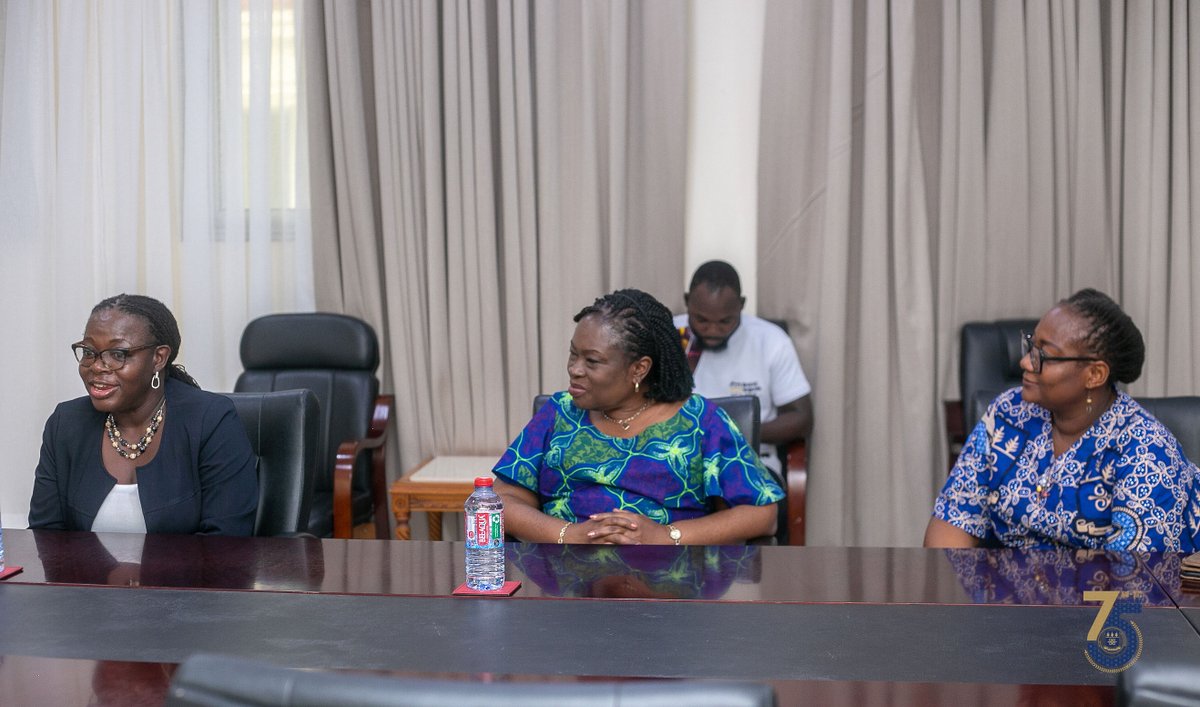 The <a href="/UnivGh_VC/">Vice-Chancellor, University of Ghana</a> was accompanied by the Registrar, Mrs. Emelia Agyei-Mensah and Senior Assistant Registrar, Public Affairs Directorate, Ms. Pascaline Songsore.

3/3

#UGIS75
#IntegriProcedamus