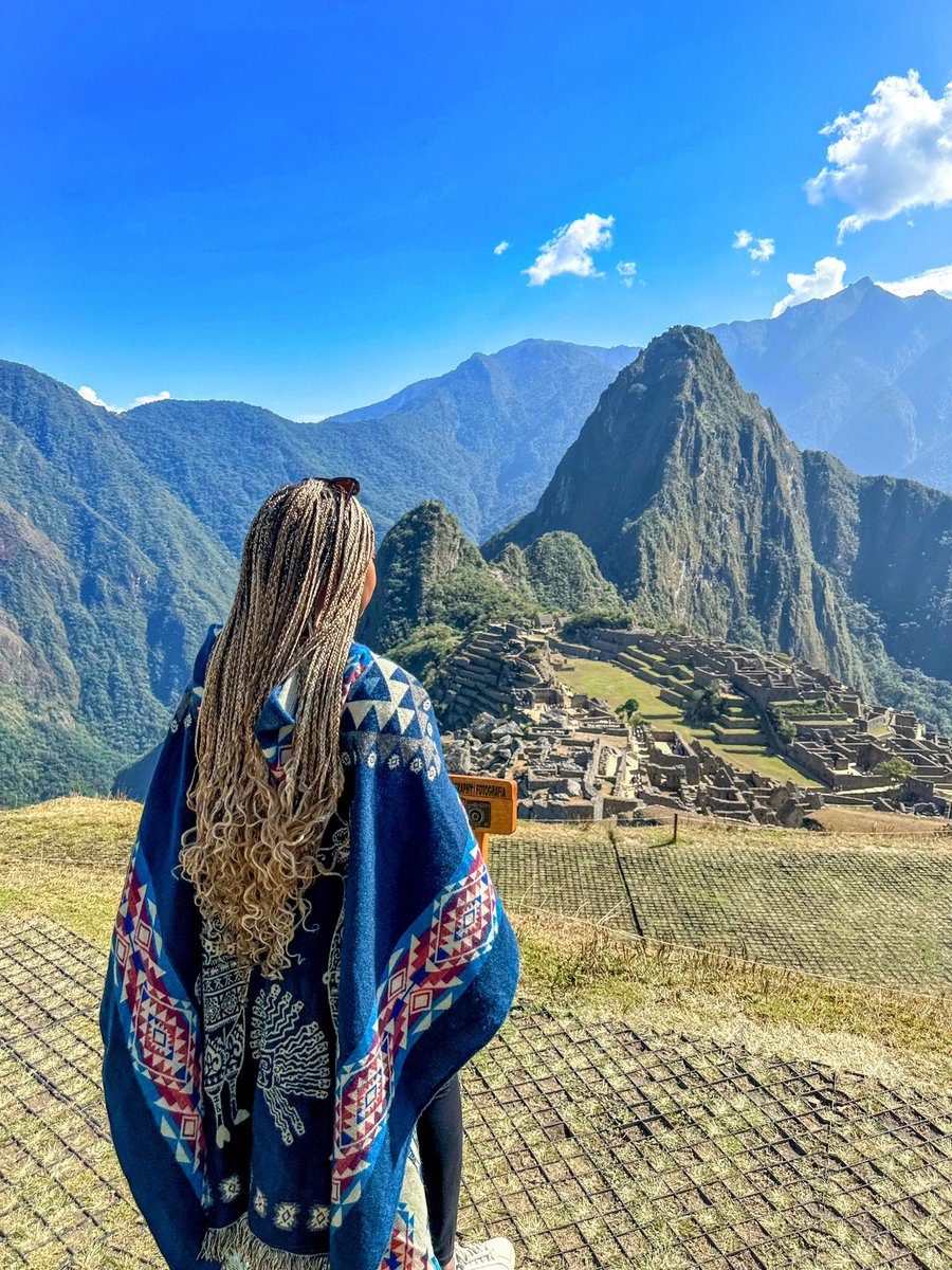 mybreakingviews's tweet photo. Beholding the grandeur of Machu Picchu was a mesmerising journey. Swipe left to catch glimpses of my unforgettable moments 🇵🇪✨

Want more? Trust me, adding this world wonder to your travel list is an absolute must. 🏞️🌟 #MachuPicchuMagic https://t.co/T61QYVObTX