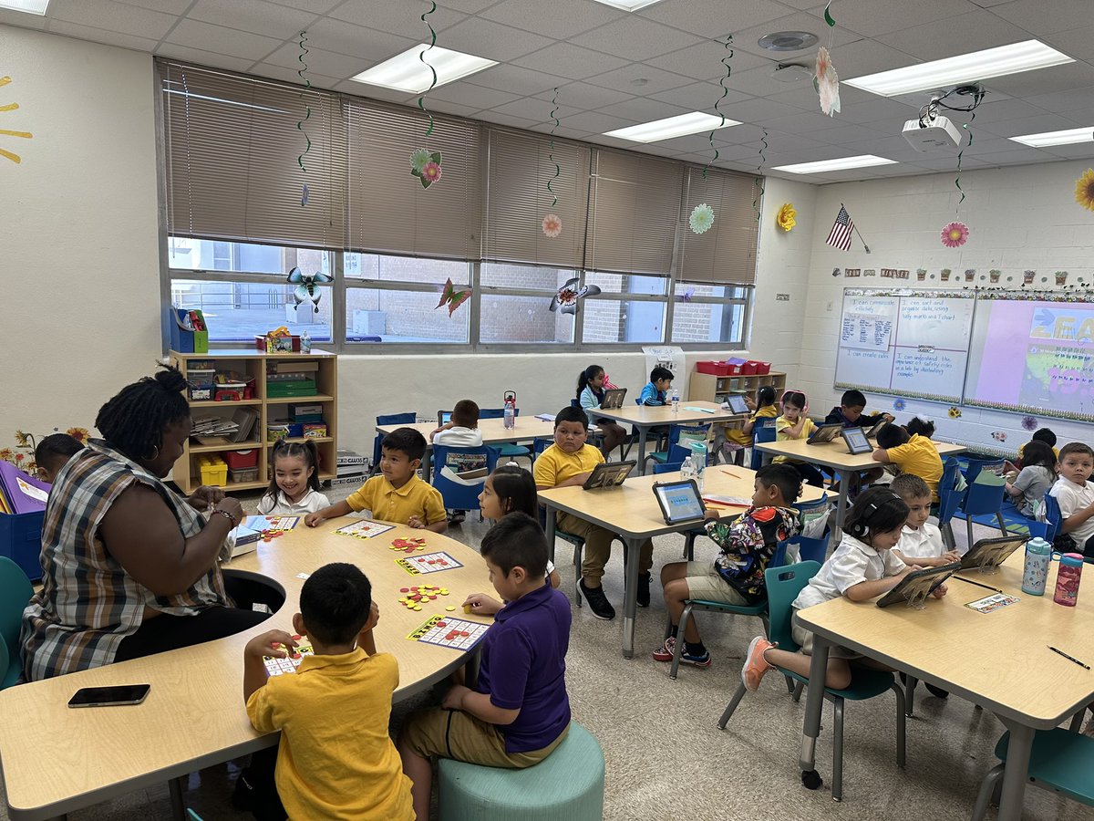 So excited to see small groups in full swing here at Perales!  Ms. Jackson’s class is killing it as they work on Zearn while she leads a small group through a super engaging math bingo activity! 
<a href="/EISDMath/">EISD Math</a> 
<a href="/PeralesESchool/">Perales STEAM Elementary School</a> 
<a href="/PrincipalJorgeM/">JorgeM</a>