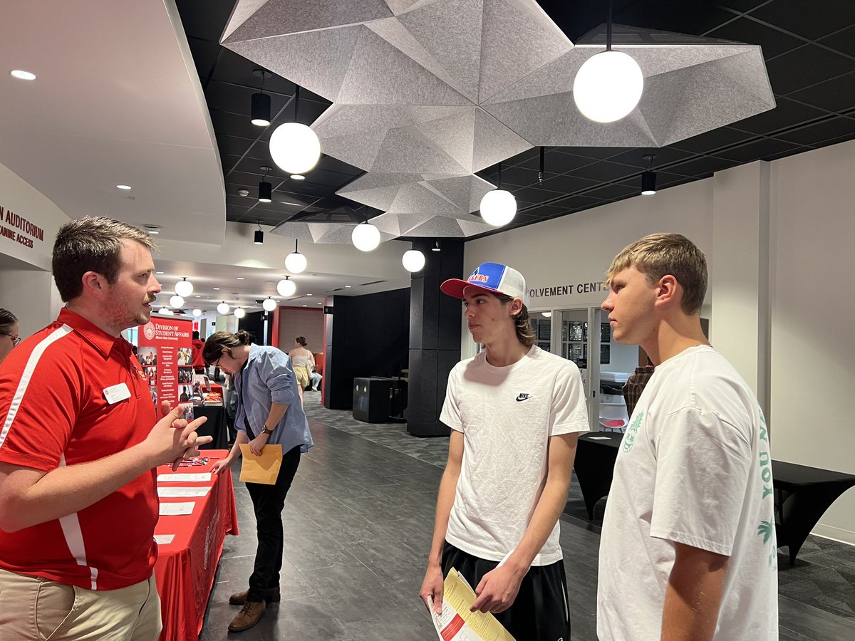 Redbird_Career's tweet photo. Student hiring event ongoing. Pass by at the Bone Student Center from now until 2 p.m. Interact with the employers and get hired. 

https://t.co/T7PcLautw8 https://t.co/tYlYGVg0Dv