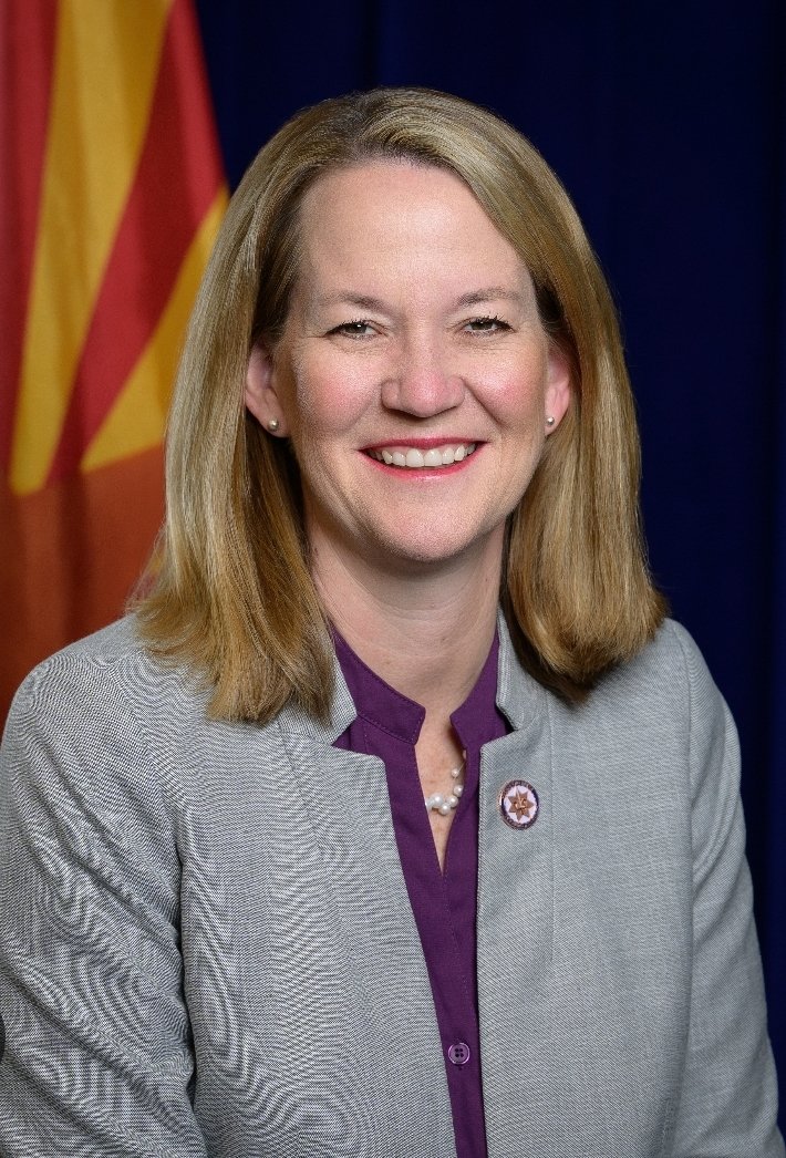 This is Kris Mayes the Arizona District Attorney. Drop a 💙 if you support her to hand down Mr. Trump's 5th indictment.