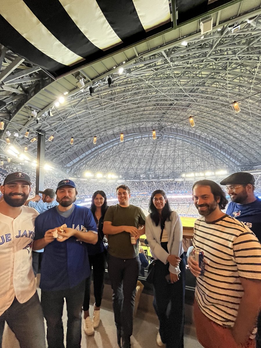 CAD_Micro's tweet photo. The CAD Micro team hit a home run with a Jays win and 50 loonie dogs consumed π
The team spent Tuesday night cheering on our favourite MLB team in their game against the Philadelphia Phillies!
#cadmicro #TeamBondingΒ #GoJaysGo https://t.co/9HxL1TdXgO