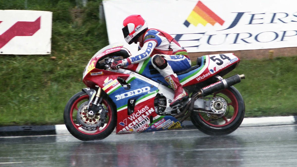 Isle of Man TT Races tweet media