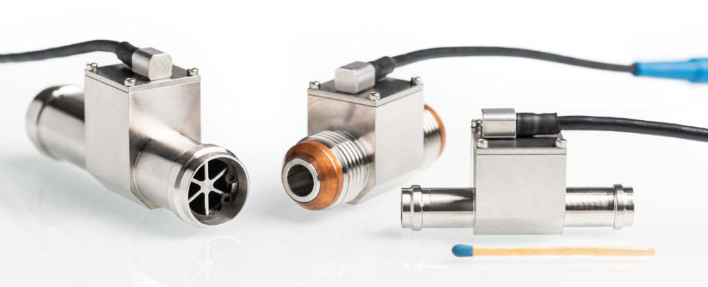 LoadcellsUK's tweet image. Our new series of flow sensors are used for measuring flow & temperature of any liquid, eg measuring flow around batteries & motors of EV vehicles to maintain optimum temperature & maximise charging & range. Datasheet interfaceforce.co.uk/ev-vehicles-fl… #flowsensors #ev #hybrid #hydrogen