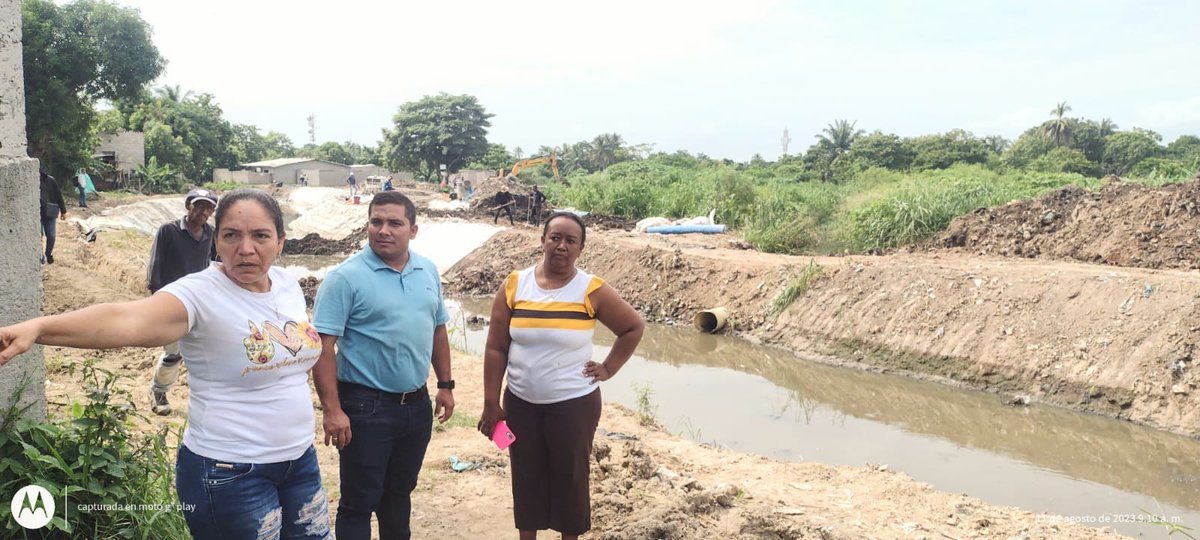 CarloSierras's tweet photo. Seguimos avanzando con esta gran obra revestimiento en colchacreto caño el riito en @Alcaldiafcion en Aras de seguir mítigando el impacto de la ola invernal gracias al gobierno nacional @petrogustavo @UNGRD por respaldar a nuestro municipio @AvelinoMartiART @jccamacho6410 https://t.co/462Iwp4Qol