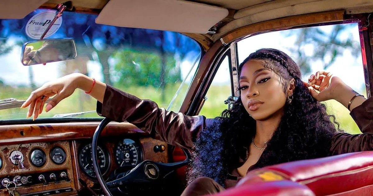 The visuals are impressive. Director Kenny did a solid job. The song is fun too. Not bad at all ....

Shashl - Remedy : oafrobeats.com/shashl-remedy