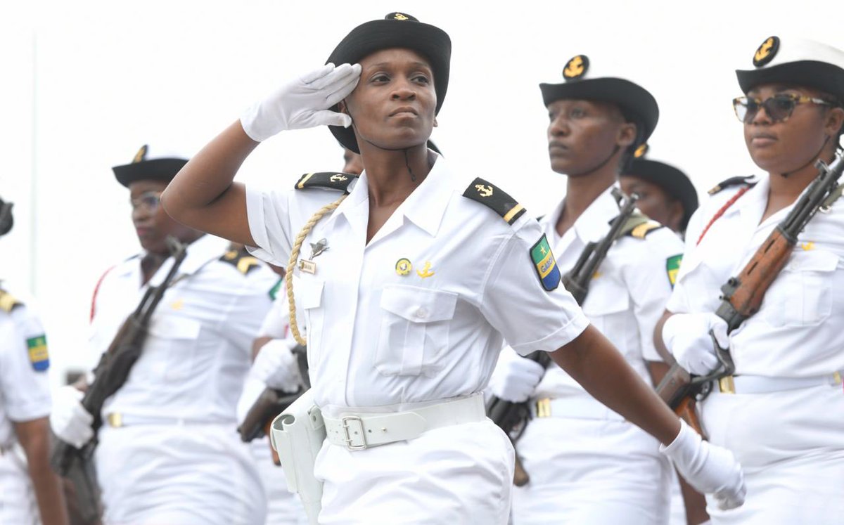 Sylviabongo's tweet photo. Mon cher Gabon,
Aujourd’hui tu fêtes les 63 ans de ton Indépendance.
Puissions-nous poursuivre le chemin tracé par ceux qui ont fait de toi ce que tu es aujourd'hui.
Et puisses-tu rester le foyer d'amour et d'unité que tu as toujours été.
Je te promets de continuer à chérir tes valeurs, à respecter ton héritage et à œuvrer pour un avenir où chaque Gabonais puisse réaliser ses rêves les plus fous.
Bonne fête à toi mon #Gabon que j’aime tant, et joyeuse fête de l'Indépendance à tous les Gabonais… Où que vous soyez.  🇬🇦🫶
•
#17août #Indépendance #VertJauneBleu #Gabon