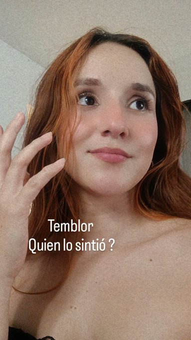 #AEstaHora acaba de temblar Quien m&aacute;s lo sinti&oacute; 😨 https://t.co/9jRsE1rgUj<a href="/tag/aestahora"class="tags">#AEstaHora</a>
