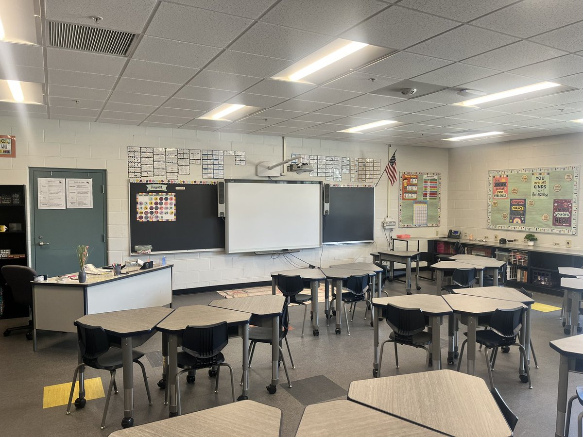 MsBuckley4's tweet photo. Ready for students next week! #year9 @3OaksEagles https://t.co/1YkoSFn24S