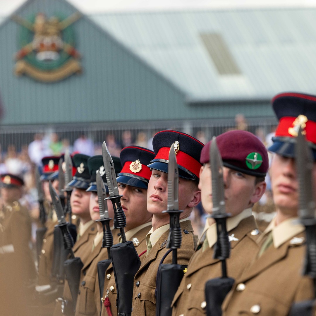 BritishArmy tweet picture