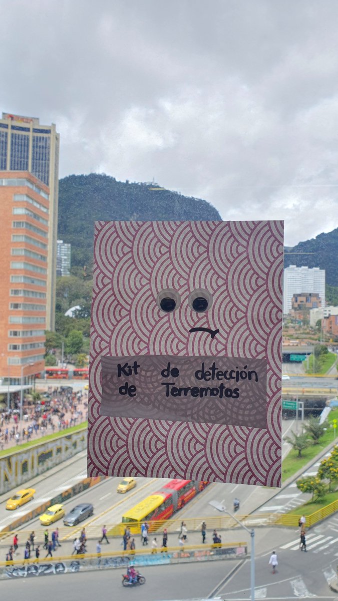 felipes0789's tweet photo. Nosotros tenemos en el DNP nuestro propio kit de detección de terremotos https://t.co/TdzSot4y7x