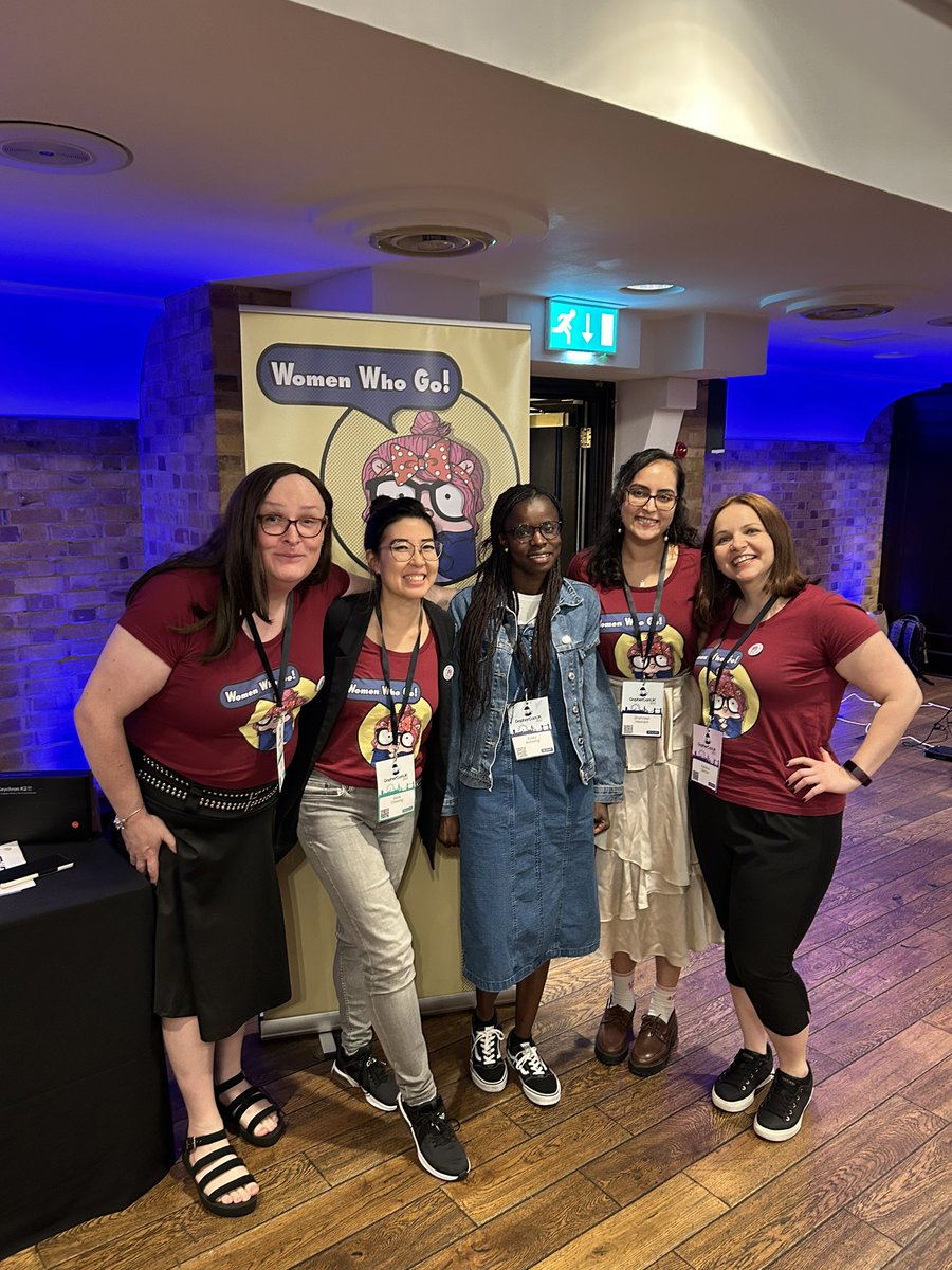 Emillia 에밀리아 tweet media