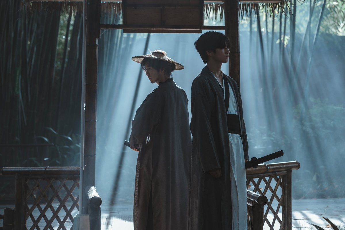 hanfuKFC's tweet photo. 谁的脸上有毛毛.......
#剑三 #剑网3 #hanfu https://t.co/W0xfQa4gdX