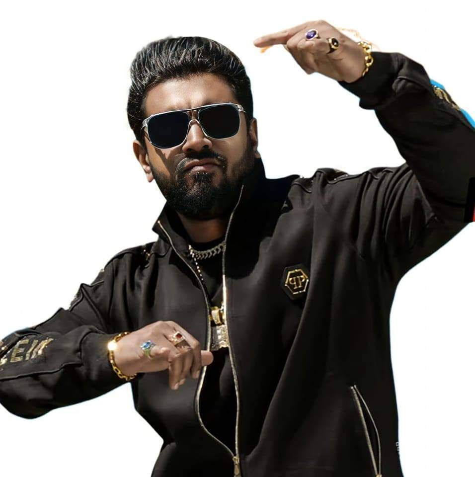 AnshabDemon's tweet photo. @AbGeorge_ @NivinOfficial Boss🔥 https://t.co/09GtGGVum6
